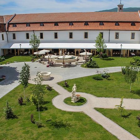 Hotel Medieval อัลบายูเลีย ภายนอก รูปภาพ