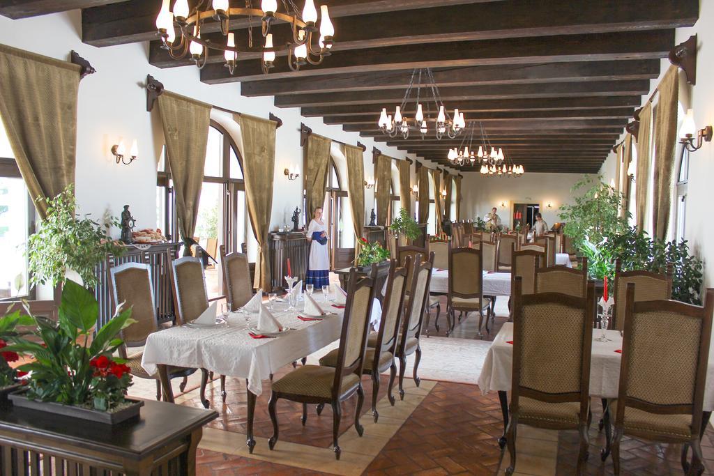 Hotel Medieval อัลบายูเลีย ภายนอก รูปภาพ