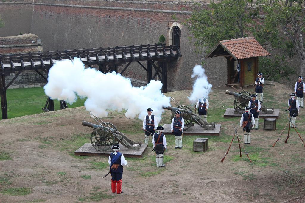 Hotel Medieval อัลบายูเลีย ภายนอก รูปภาพ